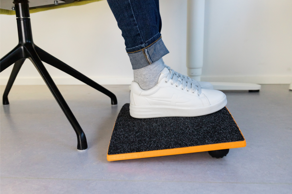 Gymba also works as a leg support.